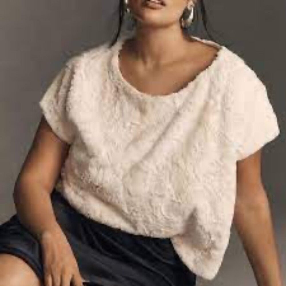 NWT 1X Anthropologie Ivory Faux Fur Tee - Picture 2 of 5